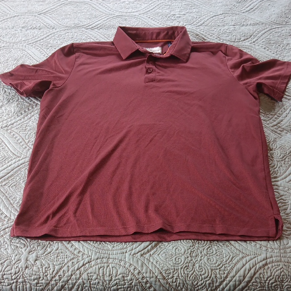 Modern Ambition Delightfully Technical Men's Burgundy Polo Shirt‎ Medium